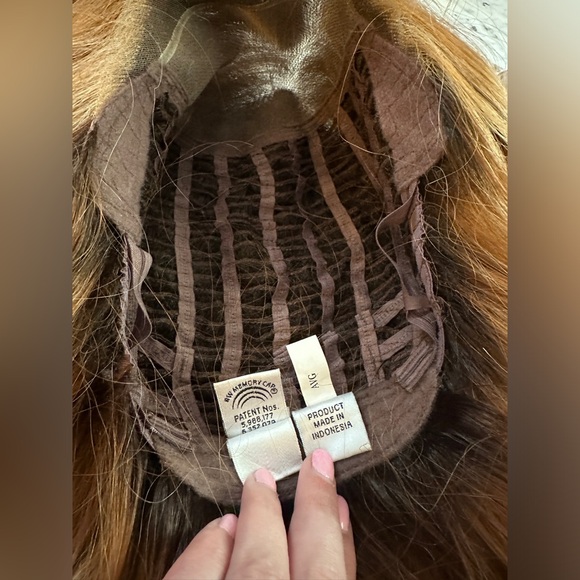 Estetica Sutton Synthetic Lacefront Wig R14/26 Dark Blonde with Golden Highlight - Picture 12 of 14